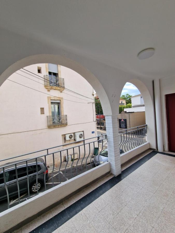 Maison Ping ,En Face Des Arenes Безие Екстериор снимка