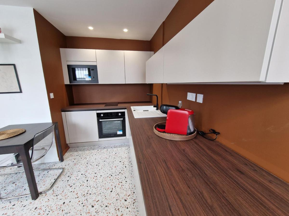 Maison Ping ,En Face Des Arenes Безие Екстериор снимка